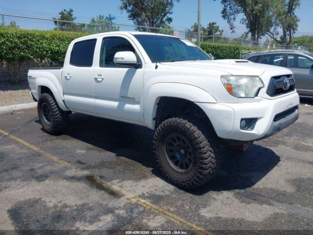  Salvage Toyota Tacoma