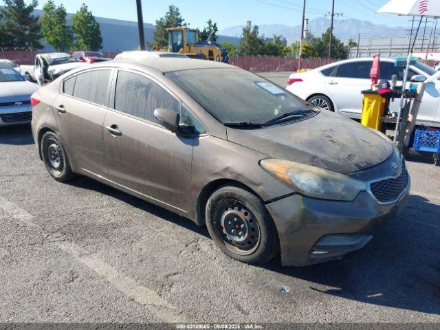  Salvage Kia Forte