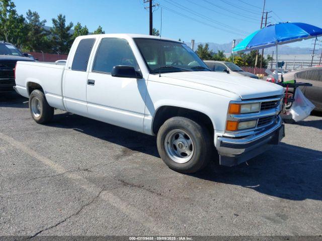  Salvage Chevrolet C1500