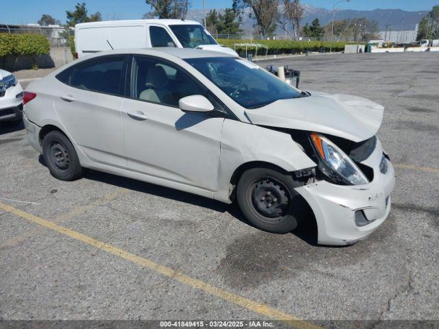  Salvage Hyundai ACCENT
