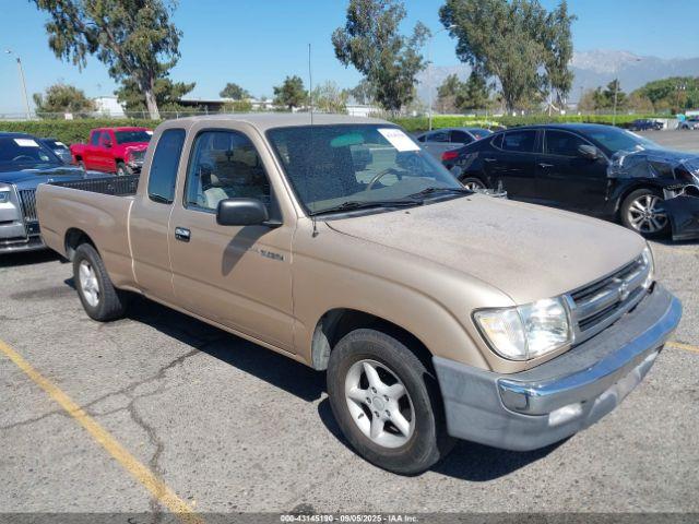  Salvage Toyota Tacoma