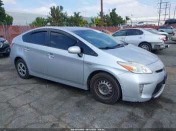  Salvage Toyota Prius