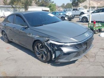  Salvage Hyundai ELANTRA