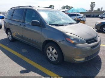  Salvage Toyota Sienna