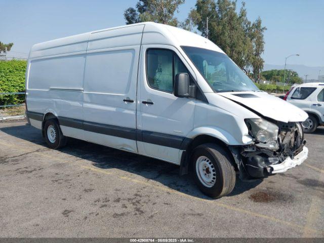  Salvage Mercedes-Benz Sprinter 2500