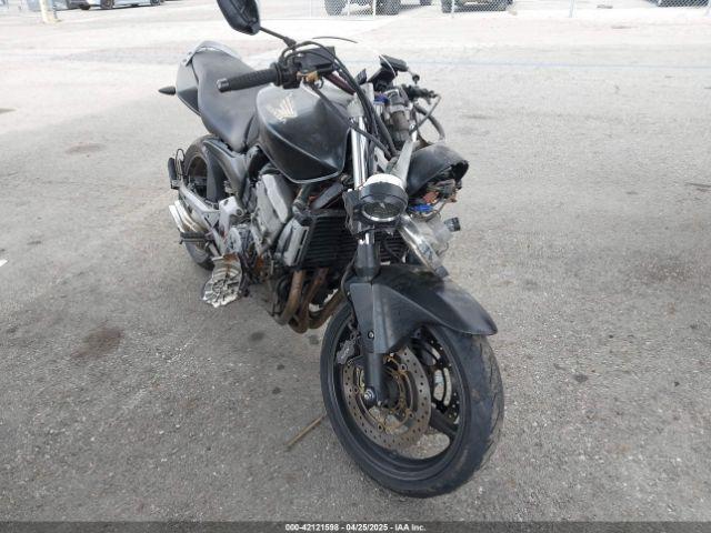  Salvage Honda Cb900