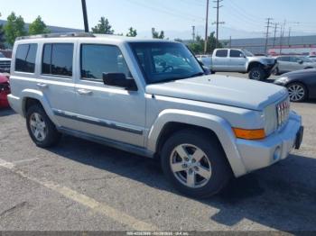  Salvage Jeep Commander