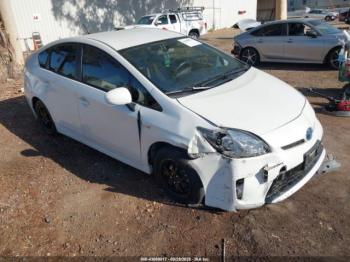  Salvage Toyota Prius