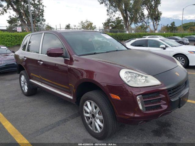  Salvage Porsche Cayenne
