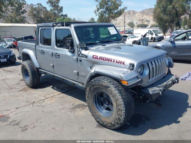  Salvage Jeep Gladiator