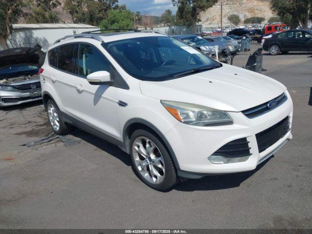  Salvage Ford Escape