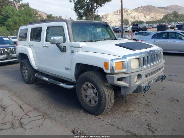  Salvage HUMMER H3 Suv