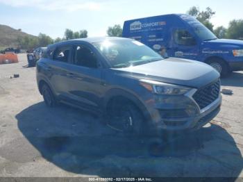  Salvage Hyundai TUCSON