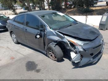  Salvage Toyota Prius