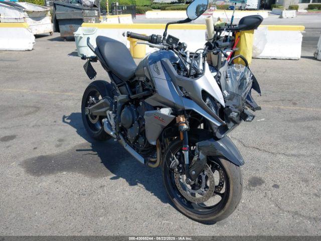  Salvage Triumph Motorcycle Tiger