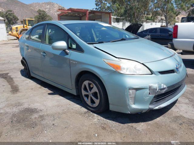  Salvage Toyota Prius