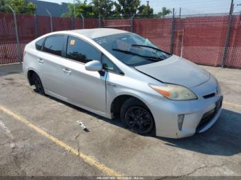  Salvage Toyota Prius