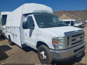  Salvage Ford E-450