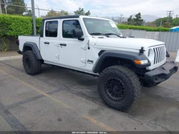  Salvage Jeep Gladiator