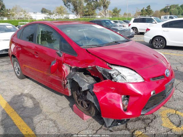  Salvage Toyota Prius