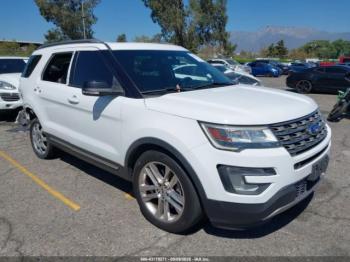  Salvage Ford Explorer