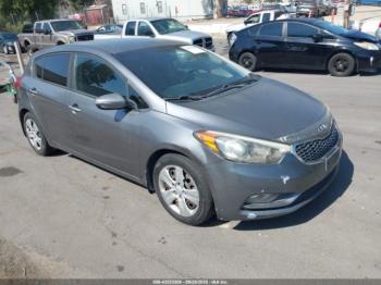  Salvage Kia Forte