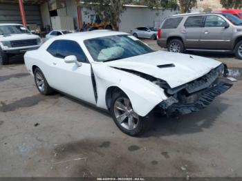  Salvage Dodge Challenger