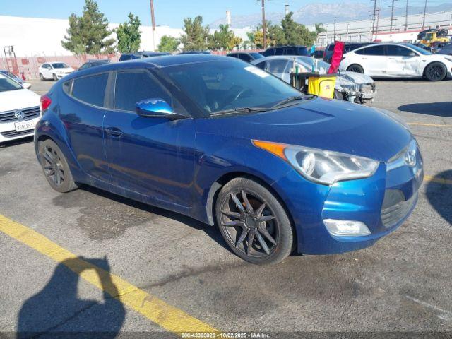  Salvage Hyundai VELOSTER