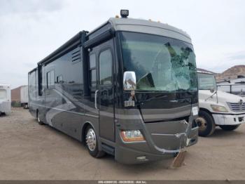  Salvage Freightliner Chassis