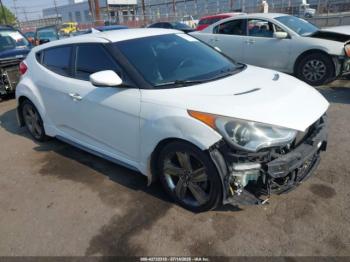  Salvage Hyundai VELOSTER