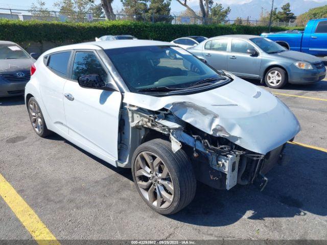  Salvage Hyundai VELOSTER