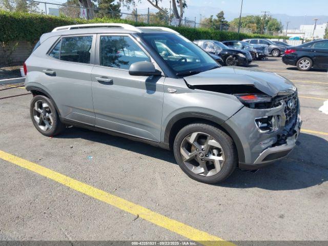  Salvage Hyundai VENUE