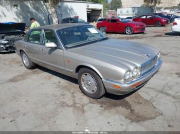  Salvage Jaguar Xj6