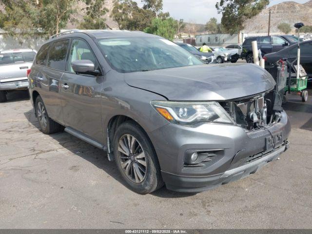  Salvage Nissan Pathfinder