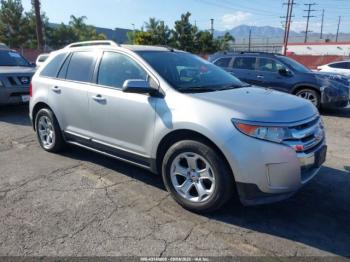  Salvage Ford Edge