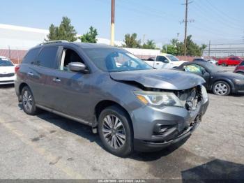  Salvage Nissan Pathfinder