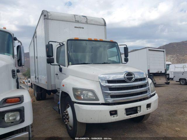 Salvage Hino 258 268