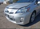 Toyota Prius V Image 11