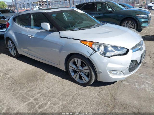  Salvage Hyundai VELOSTER