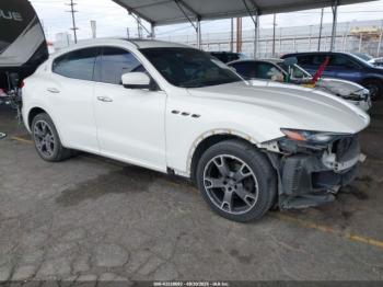  Salvage Maserati Levante