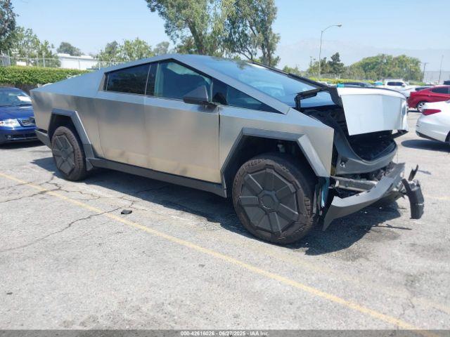  Salvage Tesla Cybertruck