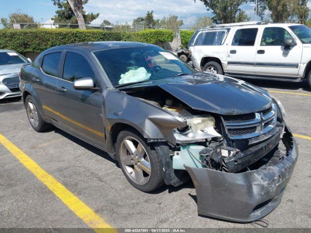  Salvage Dodge Avenger