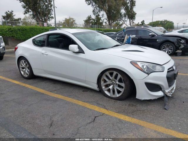  Salvage Hyundai Genesis