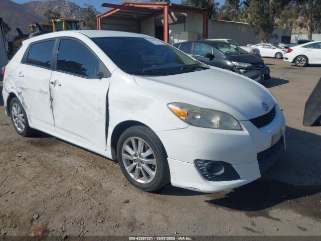  Salvage Toyota Matrix