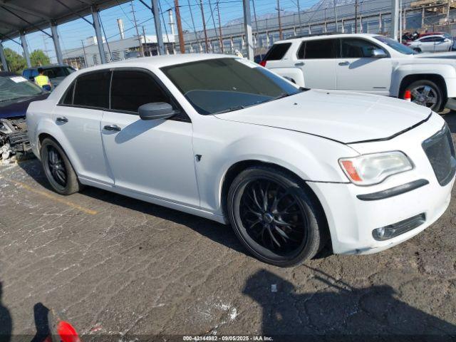  Salvage Chrysler 300