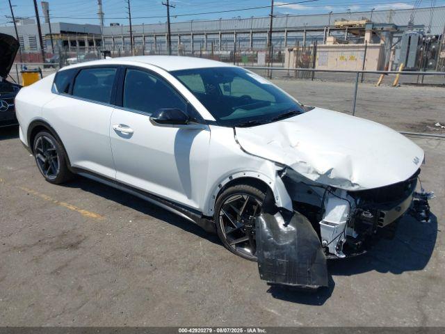  Salvage Kia K4
