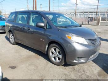  Salvage Toyota Sienna