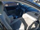 Toyota Camry Le Image 4