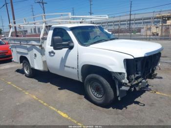  Salvage GMC Sierra 2500