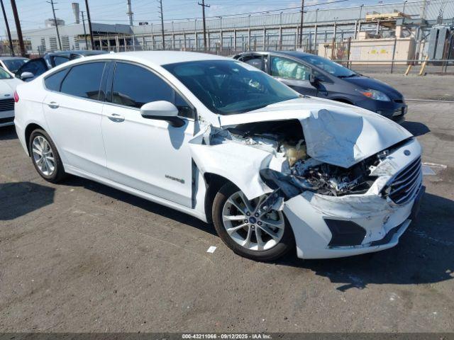  Salvage Ford Fusion
